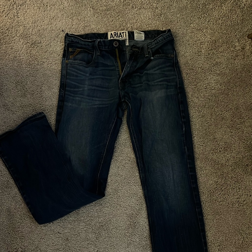 Men’s blue jeans